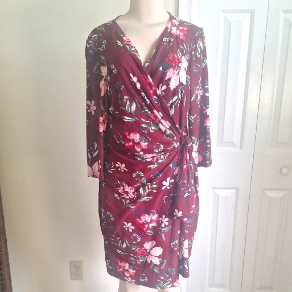 Nina Leonard Floral Wrap Dress, Size Large - Picture 1 of 8